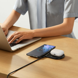 
Dvigubas QI belaidis įkroviklis su ekranu USB-C 20W - juodas
