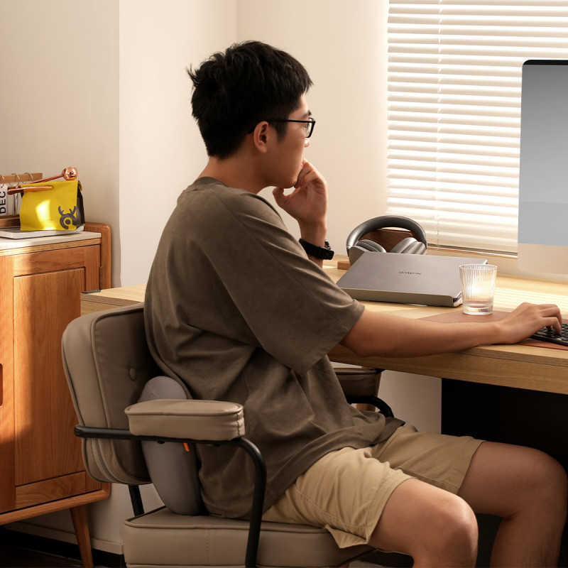 
ComfortRide juosmens automobilio sėdynės pagalvėlė - pilka
