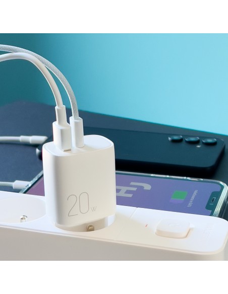 Greitas USB-A QC3.0 / USB-C PD 20W įkroviklis – baltas
 
Greitas USB-A QC3.0 / USB-C PD 20W įkroviklis – baltas