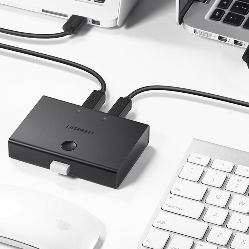 Jungiklio adapterio jungiklio adapteris 2x USB-B - USB-A - juodas