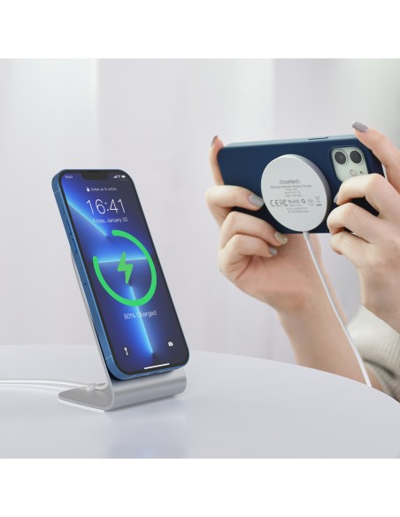 
15W Qi indukcinis įkroviklis su MagSafe + magnetinis telefono stovas - baltas
