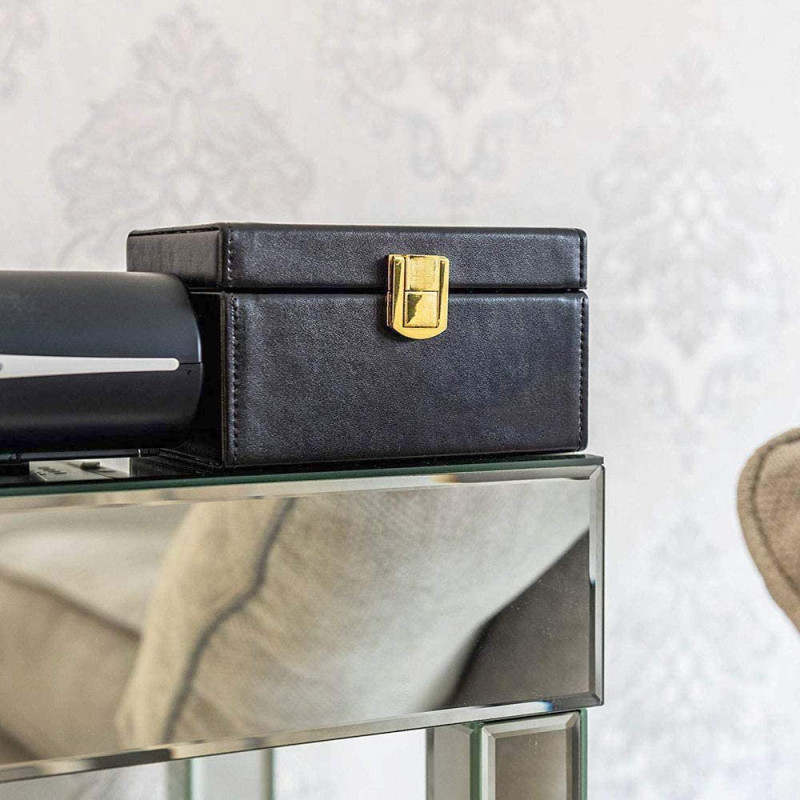 
Faradėjaus radijo bangų blokavimo dėžė.Dėžutė raktams,telefonui,kortelei,juoda
