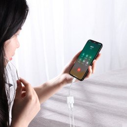 
Adapterio ausinių skirstytuvas iPhone Lightning – Lightning 3,5 mm mini lizdas baltas
