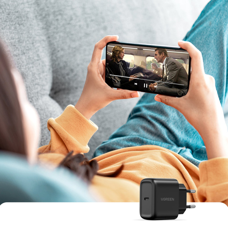 
USB-C 25W PD telefono įkroviklis + 2m juodas USB-C laidas
