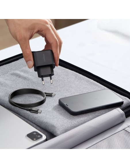 
USB-C 25W PD telefono įkroviklis + 2m juodas USB-C laidas
