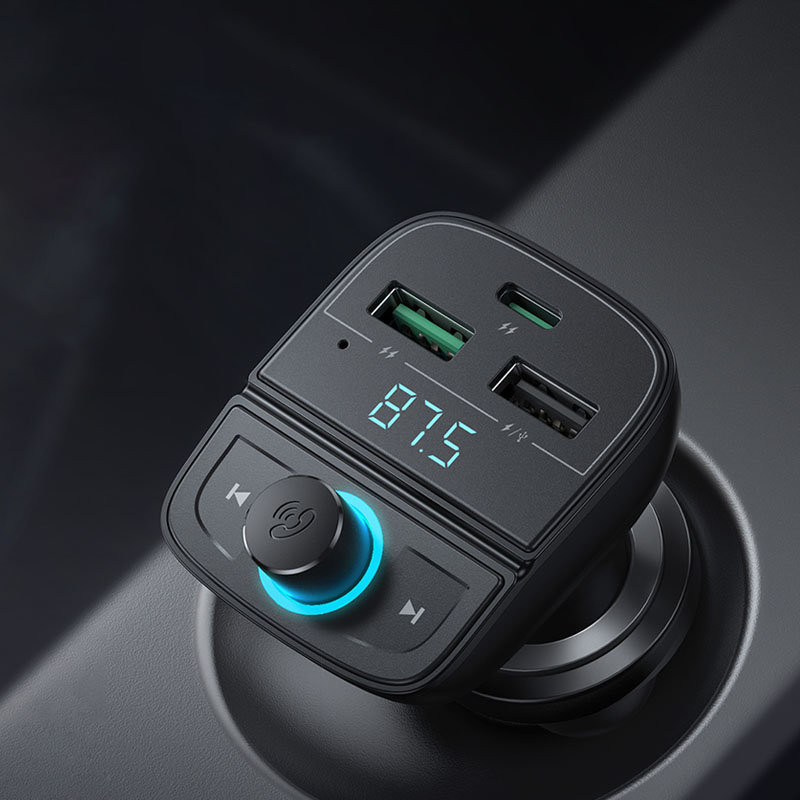 FM MP3 siųstuvas Bluetooth 5.0 automobilinis įkroviklis 3x USB TF microSD juodas
