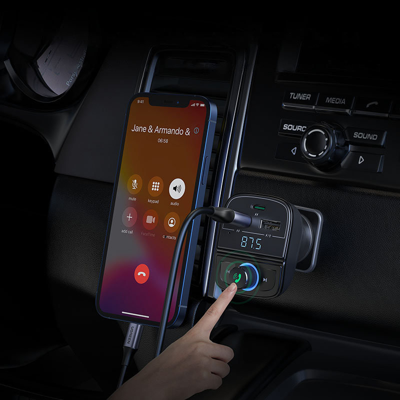 FM MP3 siųstuvas Bluetooth 5.0 automobilinis įkroviklis 3x USB TF microSD juodas