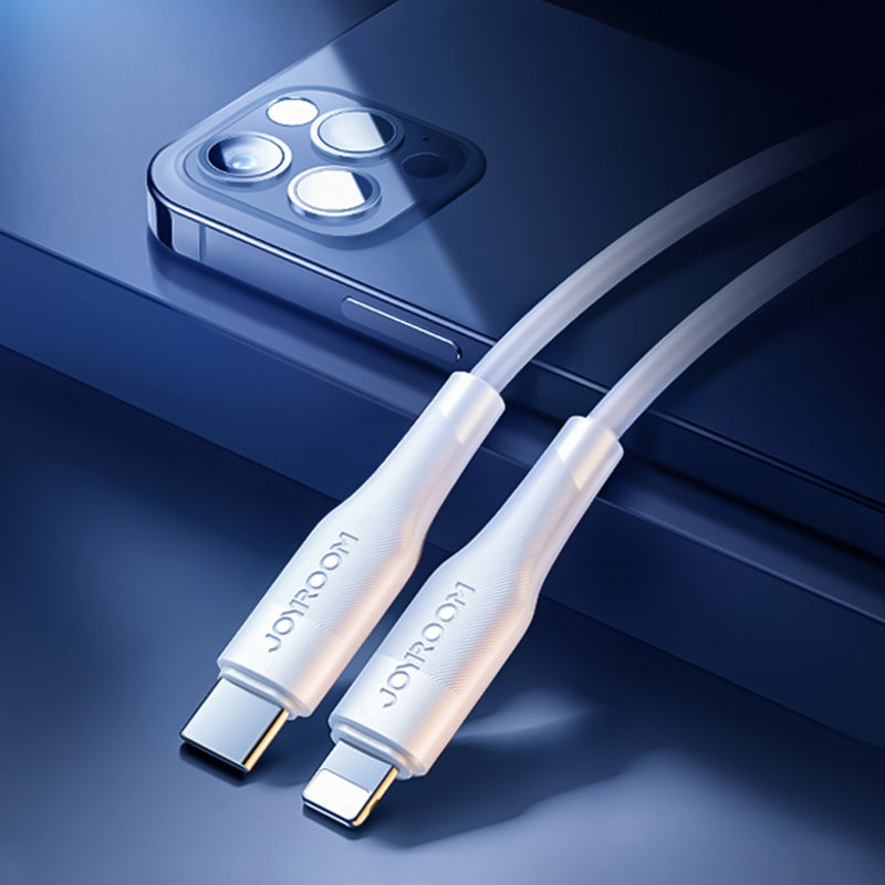 „iPhone“ USB-C laidas – „Lightning Power Delivery“ 20 W 2,4 A 0,25 m baltas