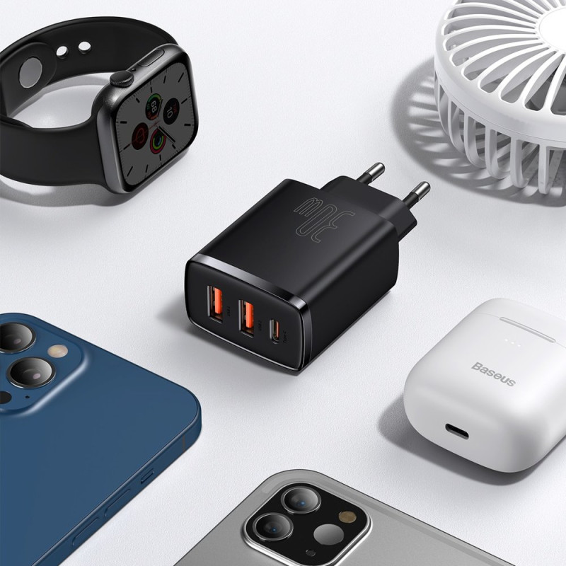 Kompaktiškas greitas sieninis įkroviklis 2x USB USB-C 30W 3A PD QC juodas