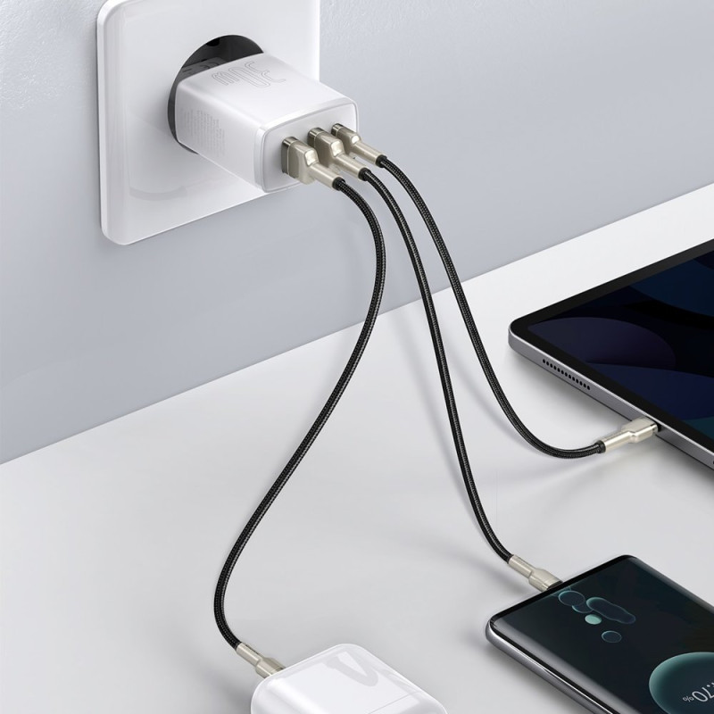 Kompaktiškas greitas sieninis įkroviklis 2x USB USB-C 30W 3A PD QC balta