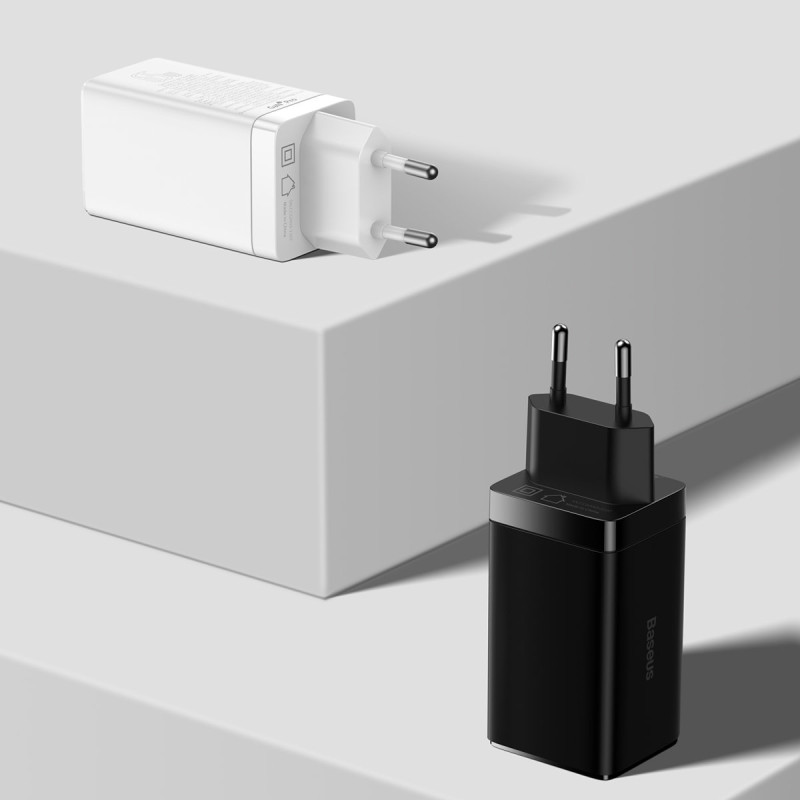 GaN3 Pro greitas universalus GaN įkroviklis 2x USB-C USB + 1m USB-C laidas