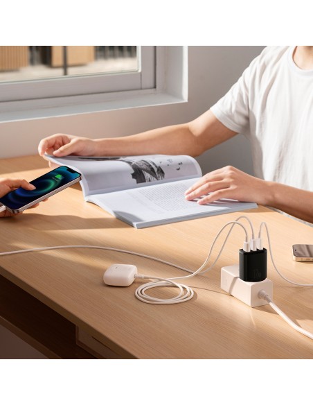 Kompaktiškas 3x USB 17W sieninis įkroviklis, juodas
 
Kompaktiškas 3x USB 17W sieninis įkroviklis, juodas