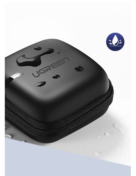 Dėžutė ausinėms ir GSM priedams 8x8cm juoda
 
Dėžutė ausinėms ir GSM priedams 8x8cm juoda