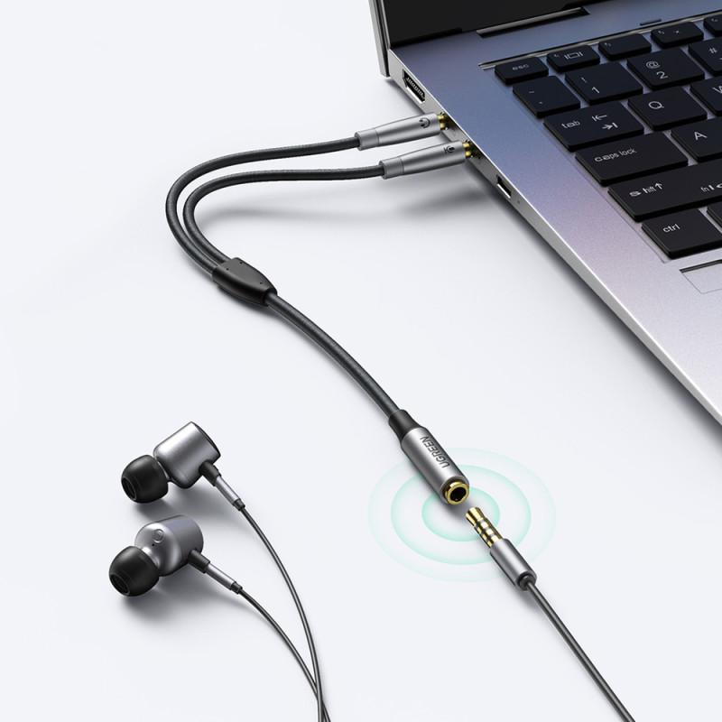 AUX kabelio skirstytuvas 3,5 mm lizdas ausinėms ir mikrofono kištukinis 20 cm juodas