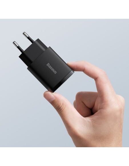 Kompaktiškas USB greitas įkroviklis USB-C 20W 3A PD QC 3.0 juodas
 
Kompaktiškas USB greitas įkroviklis USB-C 20W 3A PD QC 3.0 juodas