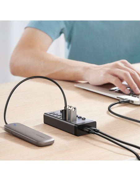 7 viename daugiafunkcis HUB USB-C skirstytuvas – 7x USB 3.0 PD DC 12V pilka
 
7 viename daugiafunkcis HUB USB-C skirstytuvas – 7x USB 3.0 PD DC 12V pilka