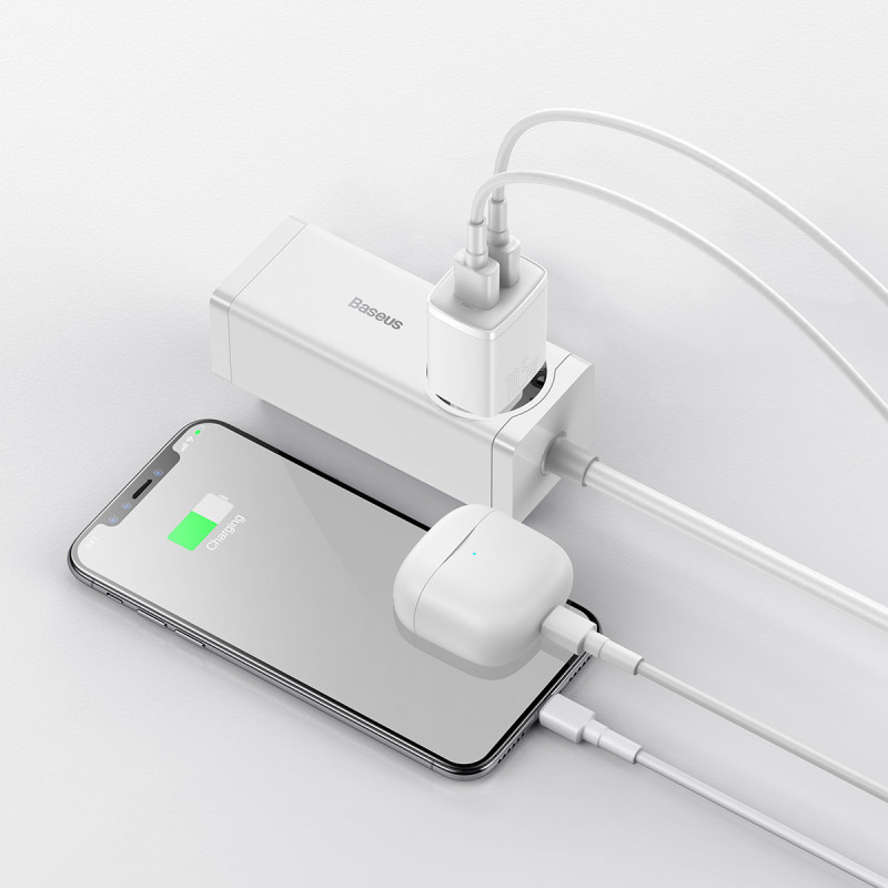 Mažas kompaktiškas 2x USB 10.5W sieninis įkroviklis, baltas