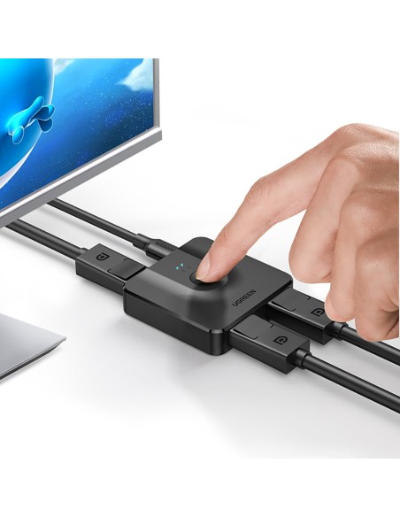 
2x DisplayPort įvestis ir 1x DisplayPort išvesties jungiklis 4K 1080p juoda
