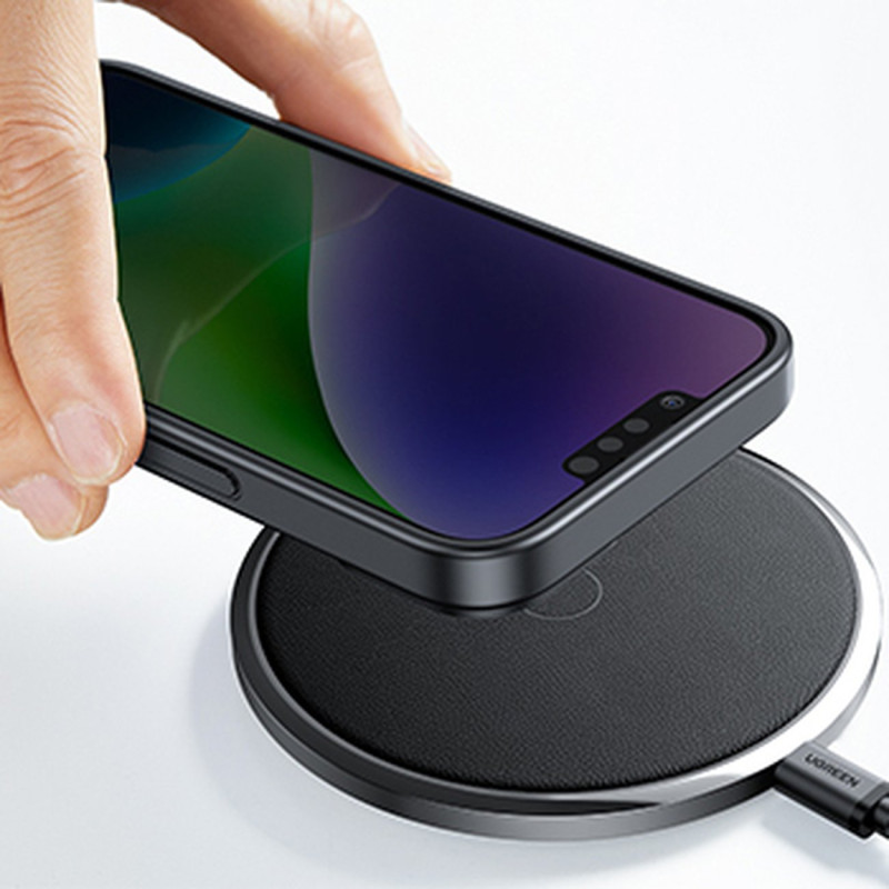 Tvirtas dėklas su gelio rėmeliu ir įmontuotu stovu iPhone 14, juodas