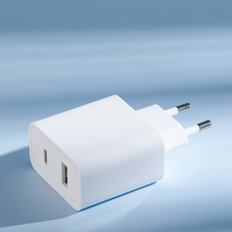 Xiaomi Travel Charger Combo USB / USB-C 33W PD greitas įkroviklis, baltas