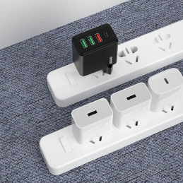 
Greitas sieninis įkroviklis 3x USB + 1x USB-C 20W PD QC 3.0 black
