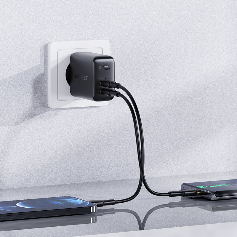 USB-C USB 32W sieninis įkroviklis PPS PD QC 3.0 AFC FCP juodas