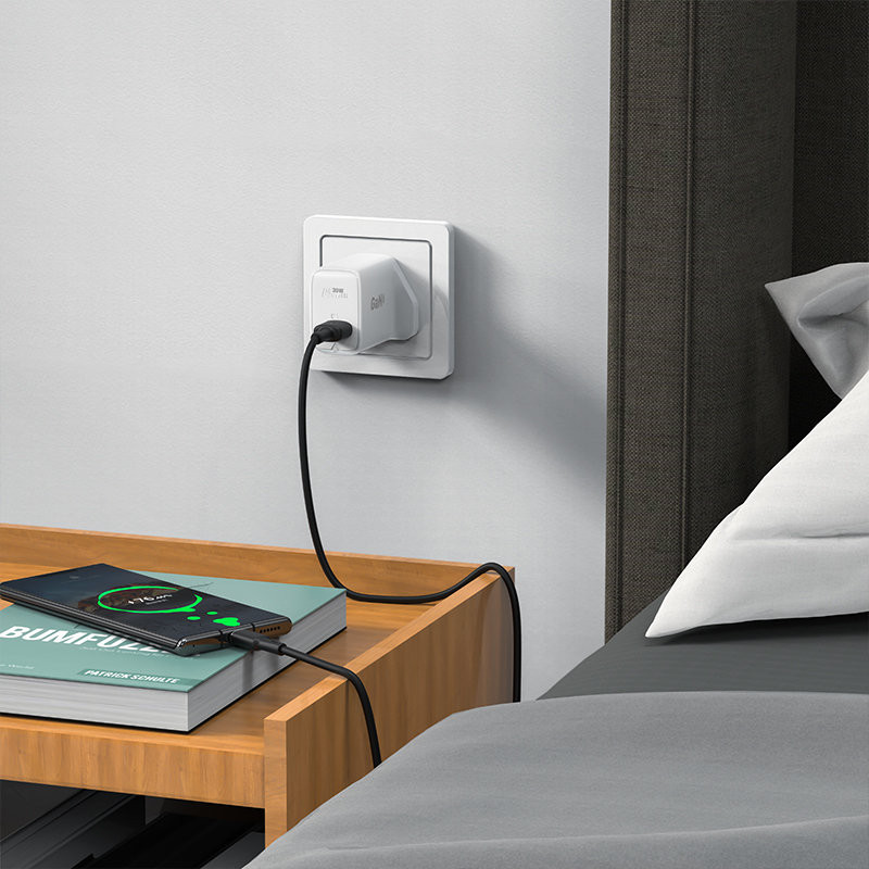 Angliškas GaN USB-C įkroviklis 30W Q3 3.0 AFC FCP UK kištukas baltas