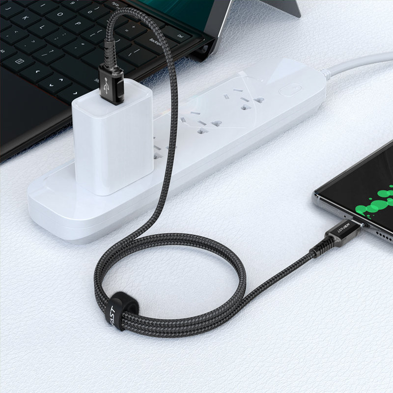 Pintas kabelis USB - USB-C 3A 1,2m juodas