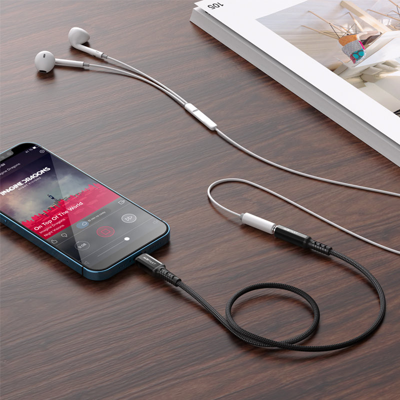 AUX garso adapteris iPhone MFI Lightning - 3,5 mm mini lizdas 18 cm juodas