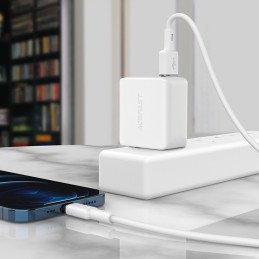 
Kabelis iPhone MFI USB - Lightning 2.4A 1.2m juodas
