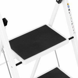 
Sulankstomos kopėčios, 3 neslystantys laipteliai, aukštis 70cm, iki 150kg
