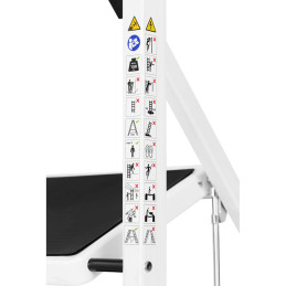 
Sulankstomos kopėčios, 3 neslystantys laipteliai, aukštis 70cm, iki 150kg
