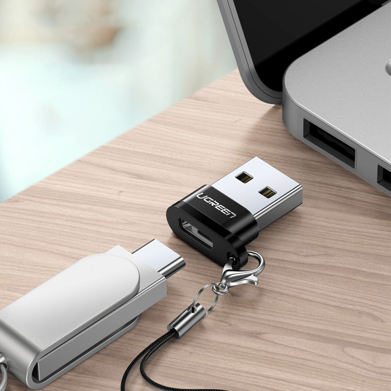 Lizdų adapteris iš USB-C į USB kištuką, juodas