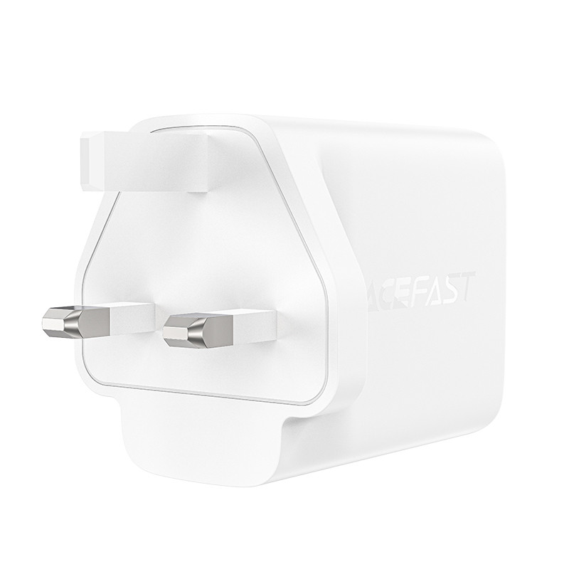 Maitinimo įkroviklis Angliškas kištukas UK GaN 65W 1x USB 2x USB-C PD balta