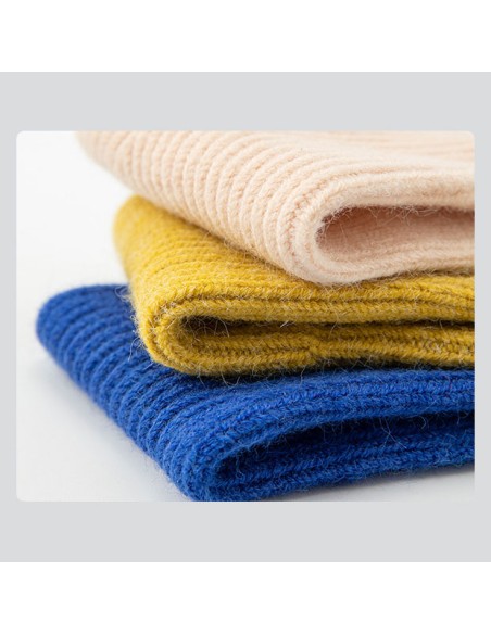 
Unisex mėlynos megztos pirštinės telefonui su iškirptėmis pirštams
