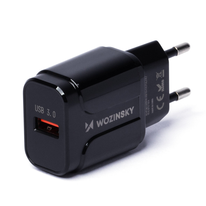 USB 3.0 sieninis įkroviklis juodas