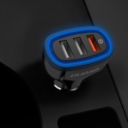 
Automobilinis įkroviklis 3x USB Quick Charge 3.0 QC3.0 2.4A 18W juodas
