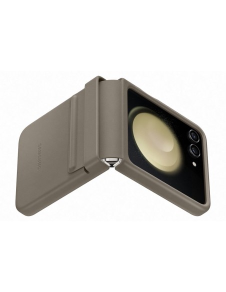Rudas ekologiškos odos dėklas, skirtas Galaxy Z Flip 5
 
Rudas ekologiškos odos dėklas, skirtas Galaxy Z Flip 5