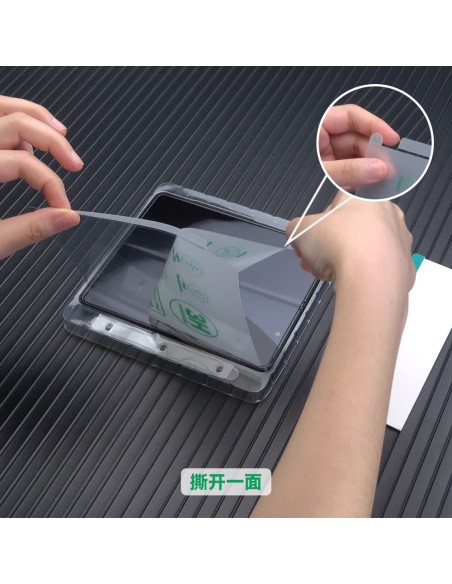 Ekrano apsauginė folija skirta Samsung Galaxy Z Flip 4 Invisible Film
 
Ekrano apsauginė folija skirta Samsung Galaxy Z Flip 4 Invisible Film