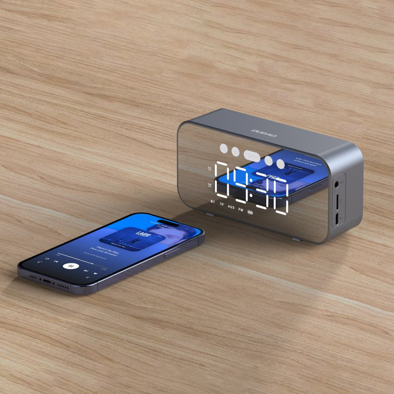 6in1 Žiūrėti žadintuvas FM radijas Bluetooth garsiakalbis AUX TF SD kortelių skaitytuvas sidabrinis