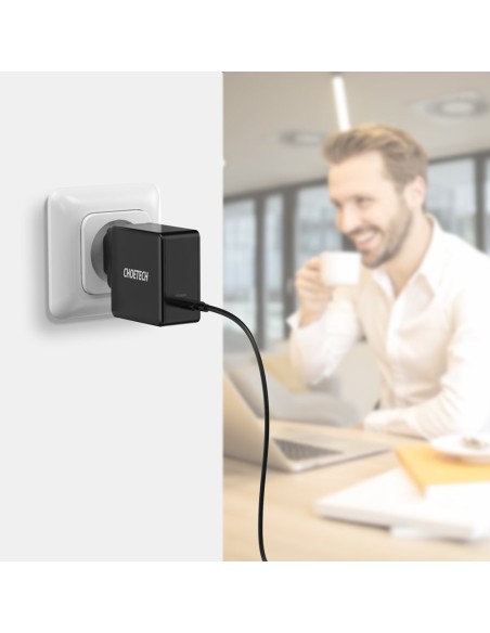 Greitas įkroviklis USB Type C PD 60W 3A juodas Greitas įkroviklis USB Type C PD 60W 3A juodas