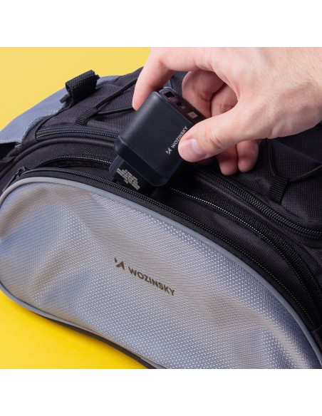 Sieninis įkroviklis su 2 USB prievadais USB-C 20W juodas Sieninis įkroviklis su 2 USB prievadais USB-C 20W juodas