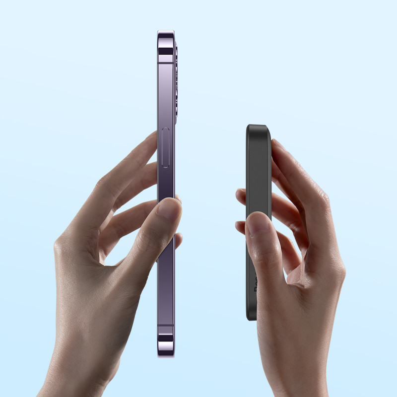 
Powerbank su 20 W belaidžiu įkrovikliu su MagSafe ir USB-C, juoda
