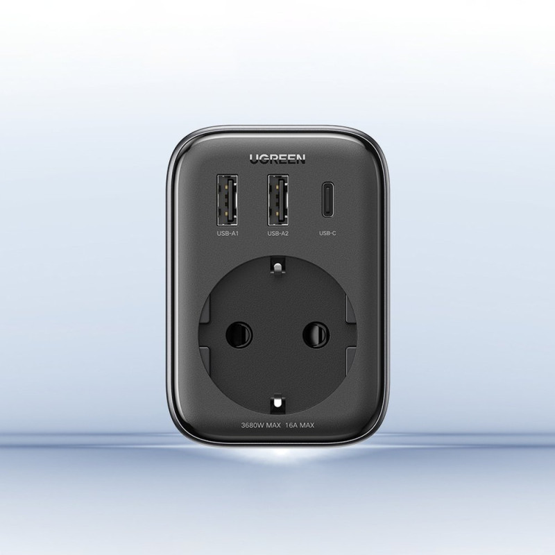 2in1 Sieninio įkroviklio adapteris EU AC 13A 2x USB USB-C 30W EU kištukas juodas