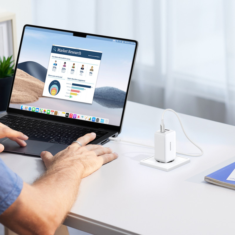 
GaN 65W USB-A / 2x USB-C greitas įkroviklis, baltas
