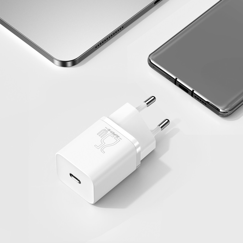 
Si 25W 3A greitas sieninis įkroviklis su 1m baltu USB-C laidu
