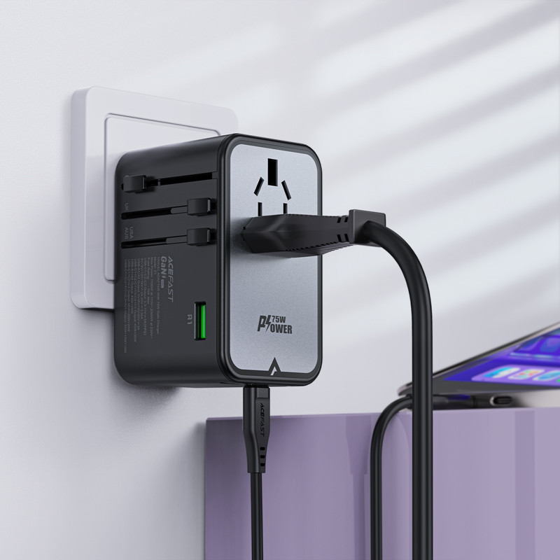 Universalus GaN Kelioninis įkroviklis 2x USB-A 3x USB-C kištukai JK EU USA AUS Black