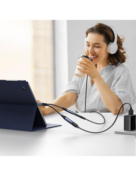 2in1 Adapterio įkroviklis + ausinės USB-C į USB-C / mini lizdas 3,5 mm juodas
 
2in1 Adapterio įkroviklis + ausinės USB-C į USB-C / mini lizdas 3,5 mm juodas