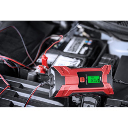 Automatinis automobilinis įkroviklis su LCD atminties funkcija 70 W 6/12 V 2/4 A