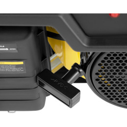 Energijos generatorius elektros generatorius su rankinio paleidimo vežimėliu 15 l 230 V 3000 W